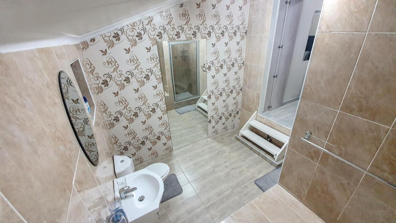 Home Away From Home Pinetown Exterior photo