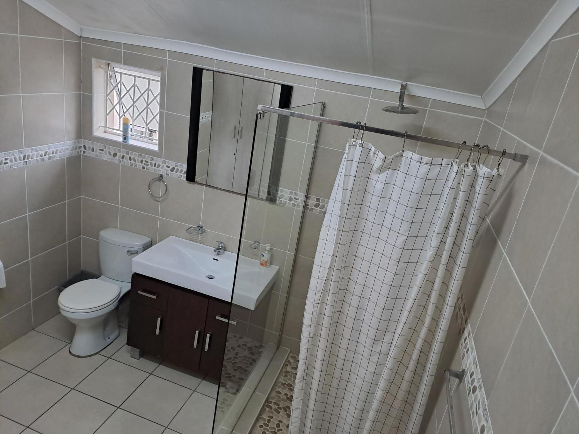 Home Away From Home Pinetown Exterior photo